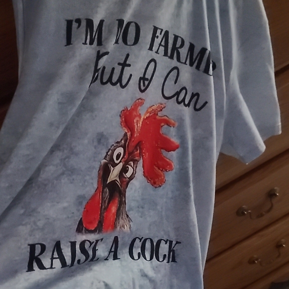 can't Tops - Graphic Short Sleeve Tee - Light Blue